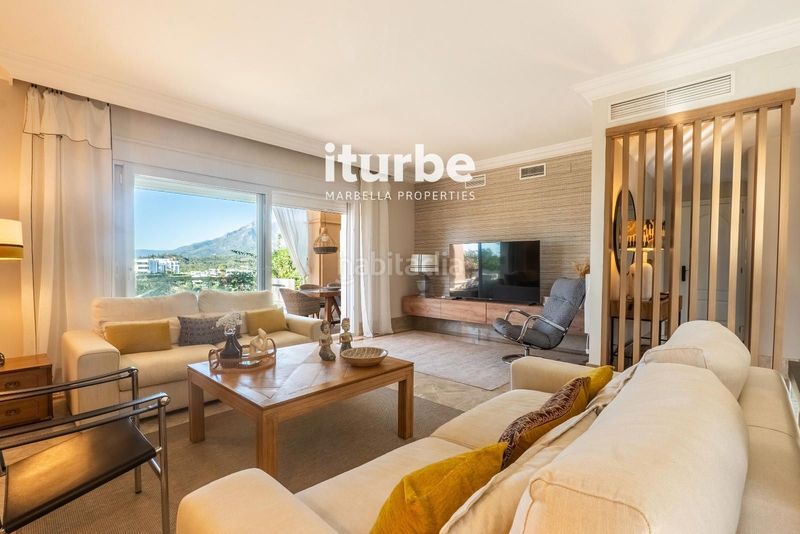 Foto f01b7ced-45d0-45f9-bc2e-1f9f02e06e7f. Alquiler casa en eagle-santa clara golf 14 maris golf villa en Marbella