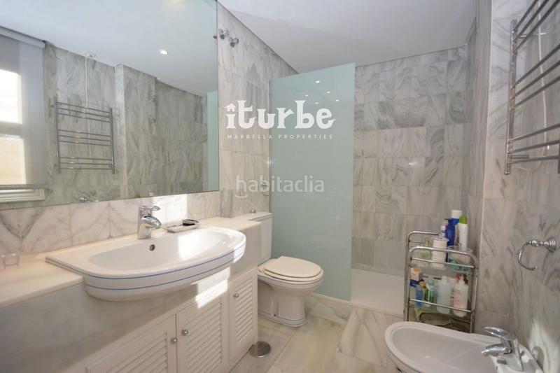 Foto 92b38255-dfe8-41e2-8e42-0d5b26148a94. Alquiler ático en bulevar príncipe alfonso de hohenlohe apartamento de lujo real en Marbella