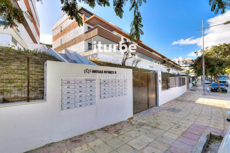 Foto 996ea5cc-b782-4a46-af60-a988a809761b. Location appartement avec parking piscine dans puerto de Estepona Estepona