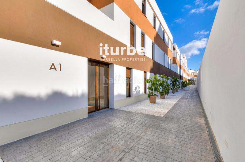 Foto f1b96d72-a6fc-47a3-898c-0c9c4bcdc02d. Miete etagenwohnung mit parking pool in puerto de Estepona Estepona