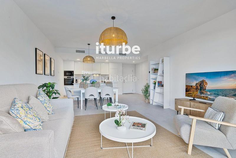 Foto 6f702a4c-db82-4790-bb33-bd33d84d1806. Rent flat with parking pool in puerto de Estepona Estepona