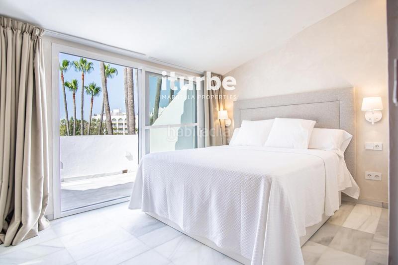 Foto e7e1915f-7254-4811-8a8c-9b9a87c0b36a. Affitto casa con parcheggio piscina in Las Lomas de Río Verde Marbella