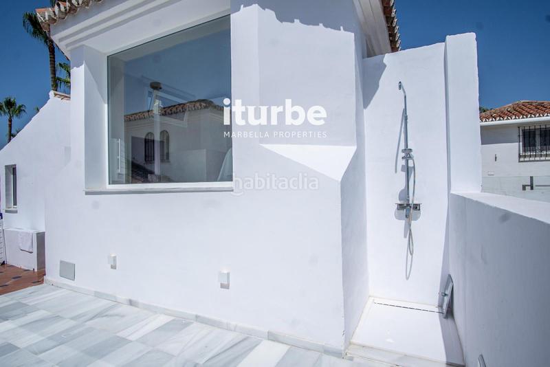 Foto 971a2f68-60cc-47b5-93b9-48ce0580cc78. Lloguer casa amb aparcament piscina a Las Lomas de Río Verde Marbella