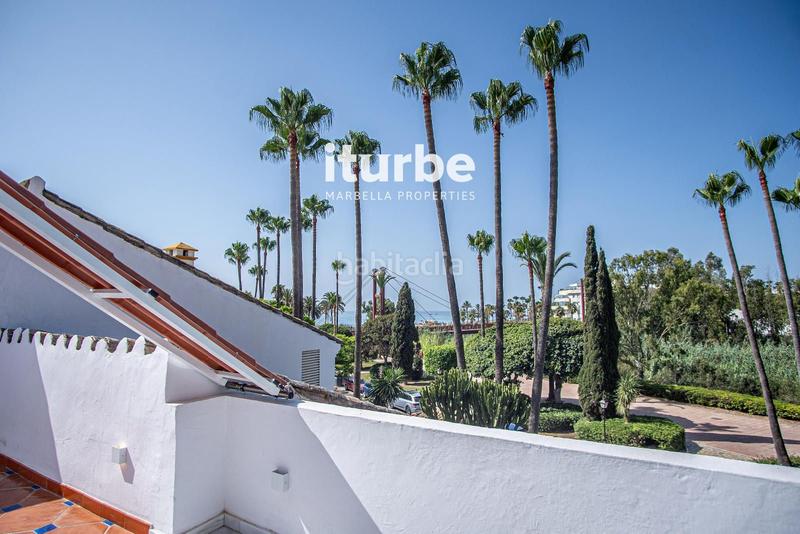 Foto a7f6ffc0-485a-4519-8a85-998fe256a468. Lloguer casa amb aparcament piscina a Las Lomas de Río Verde Marbella