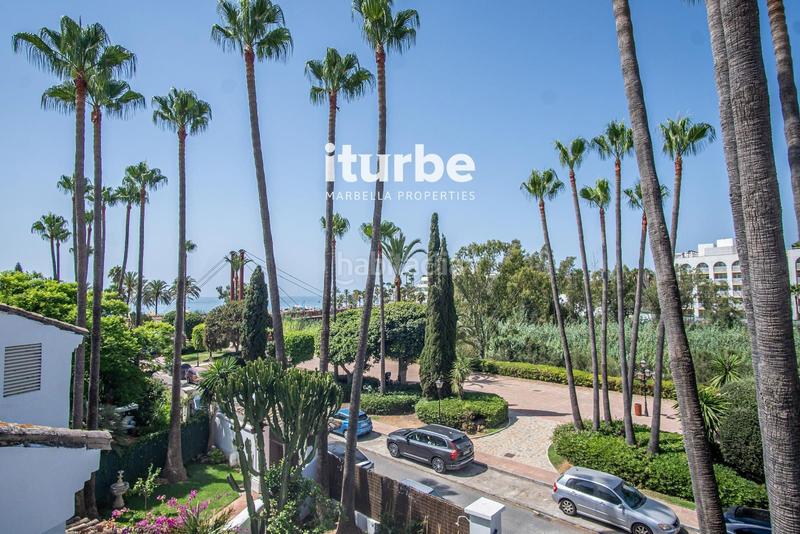 Foto 4104b1cf-55e8-48f9-83f9-7b15c18ec927. Miete haus mit parking pool in Las Lomas de Río Verde Marbella