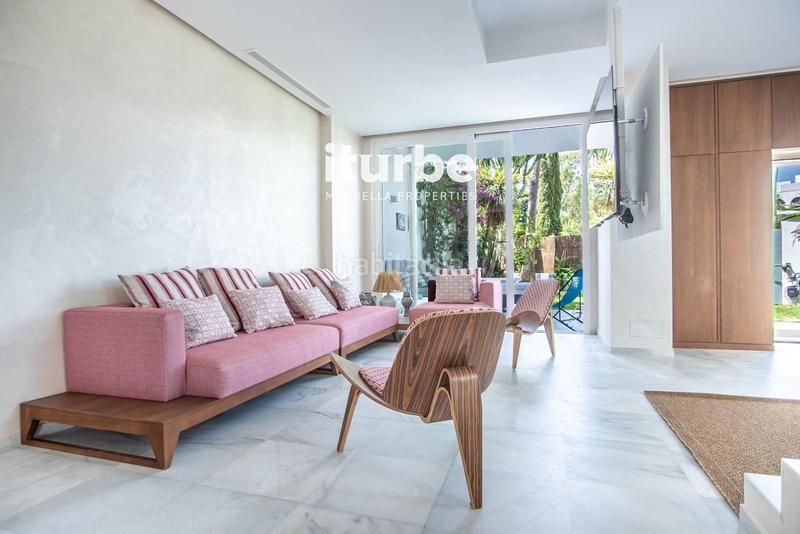 Foto b404ec6e-8aad-4f58-8953-9c621190a8d7. Miete haus mit parking pool in Las Lomas de Río Verde Marbella