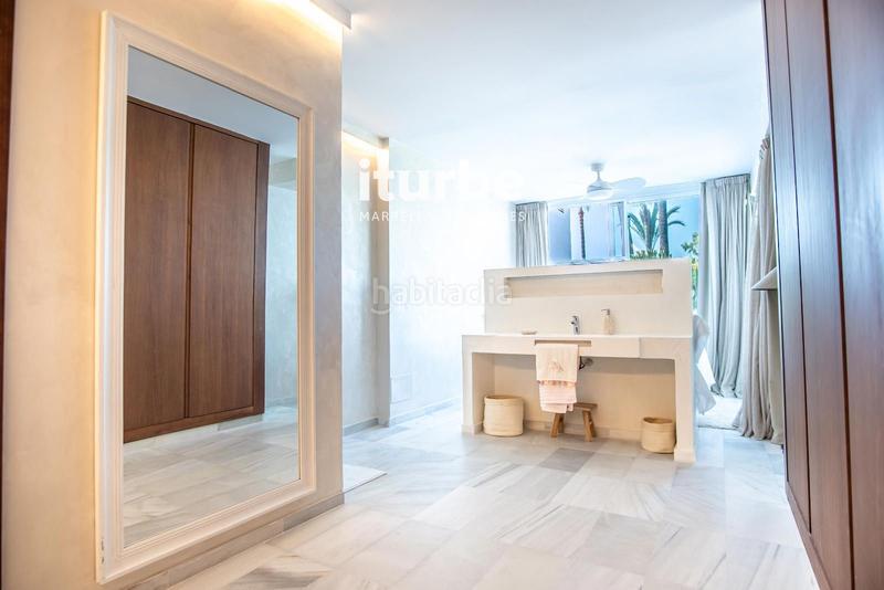 Foto f4bcc71c-5096-4b35-9f51-49eaf3126498. Miete haus mit parking pool in Las Lomas de Río Verde Marbella