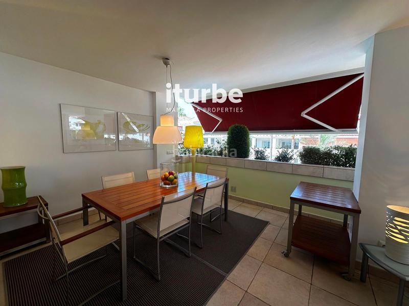 Foto 03cec010-8bf6-4b76-993e-a97135b6c9d5. Affitto appartamento con parcheggio piscina in La Carolina - Guadalpín Marbella