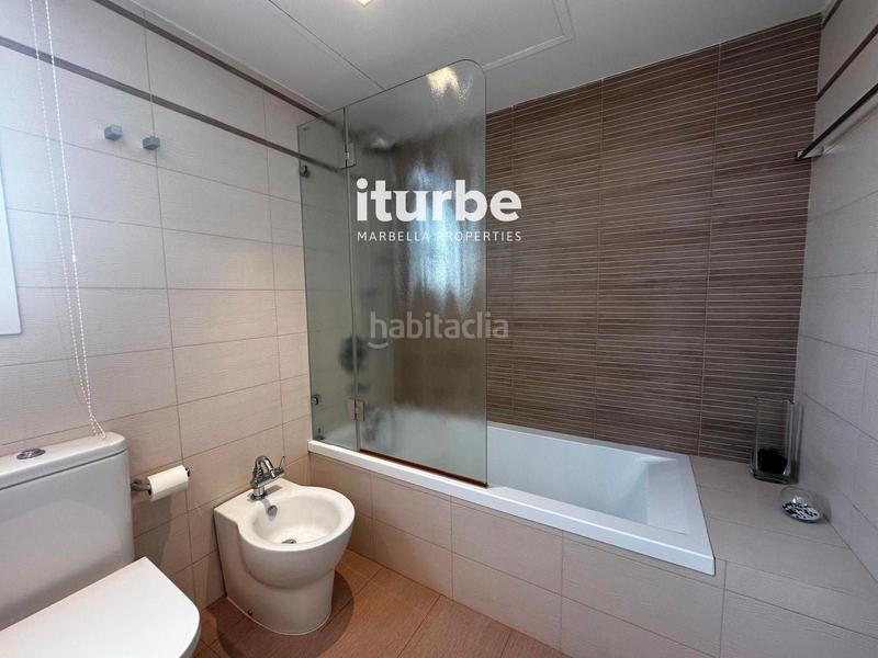 Foto 1e310061-8938-4c0a-b885-79309c61efe8. Affitto appartamento con parcheggio piscina in La Carolina - Guadalpín Marbella