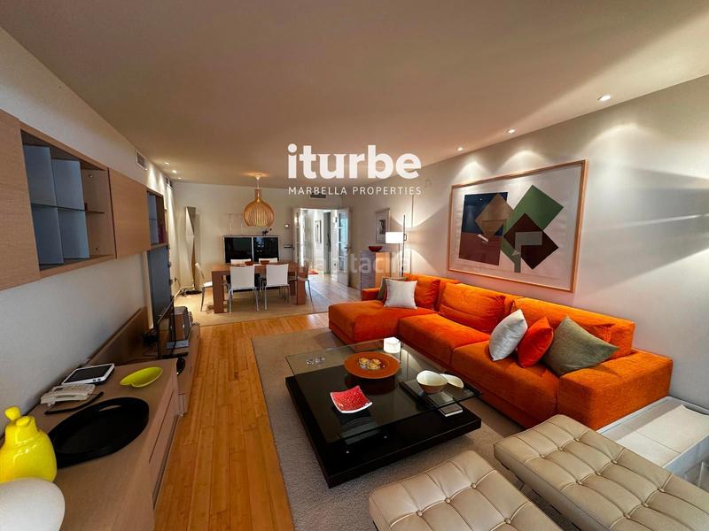 Foto 4071fe47-8e70-4ca7-b08f-4cd595f10f2a. Lloguer pis amb aparcament piscina a La Carolina - Guadalpín Marbella