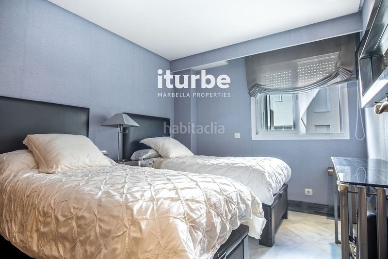 Foto 63b47d82-cde0-45dc-a9af-254a429a6c59. Alquiler piso  en gran con vistas al mar en Playa de la Fontanilla Marbella