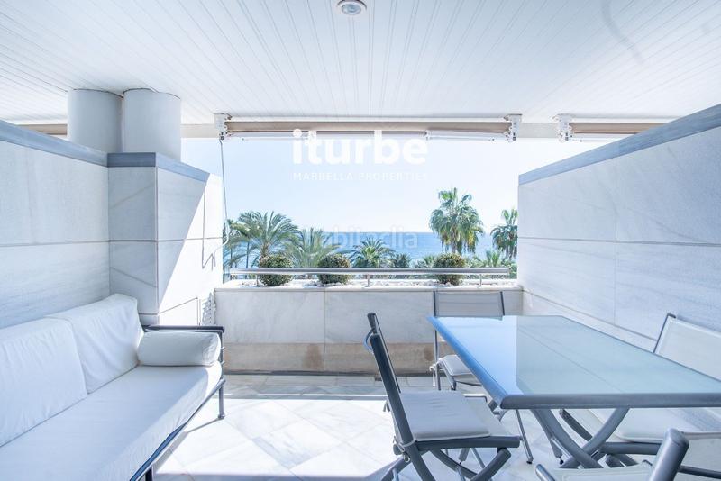 Foto 8c8479f6-64d7-4390-baf7-e6f1343752c2. Alquiler piso  en gran con vistas al mar en Playa de la Fontanilla Marbella