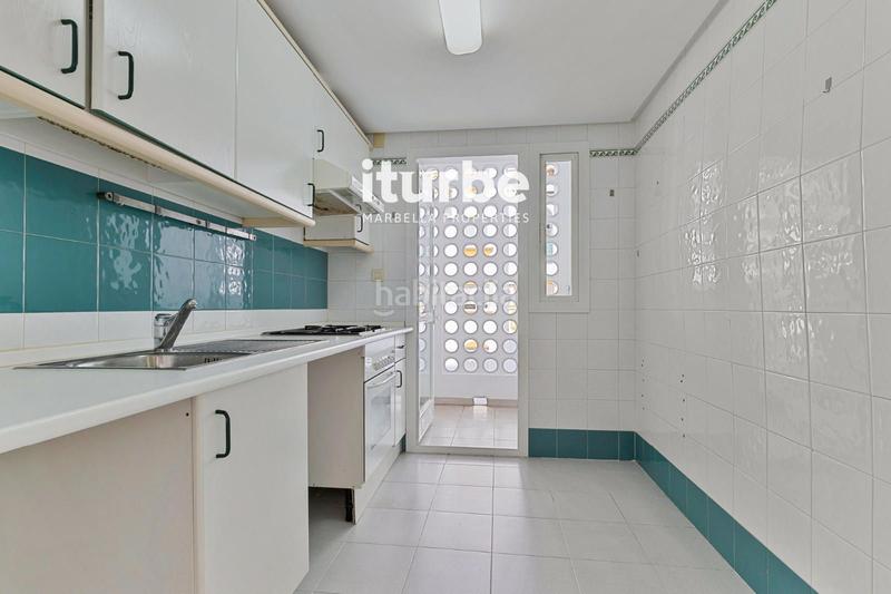 Foto 4d7ceb03-dd9f-4688-b2d1-d2fe4df76d90. Piso  en jacinto benavente en Huerta Belón - Calvario Marbella