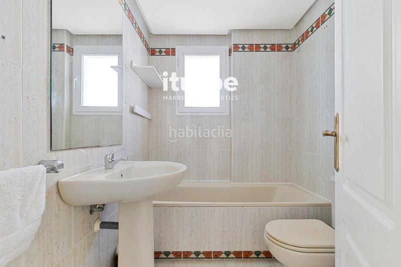 Foto 87b418c5-d80a-46dd-a857-2a26568ee553. Piso  en jacinto benavente en Huerta Belón - Calvario Marbella