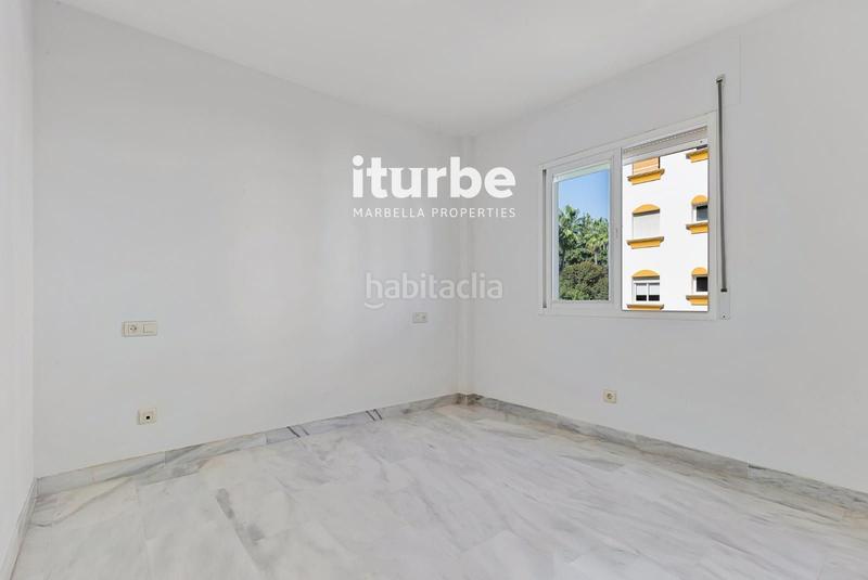 Foto a1e2671e-a271-4461-a130-8ebfe42b9b19. Piso  en jacinto benavente en Huerta Belón - Calvario Marbella