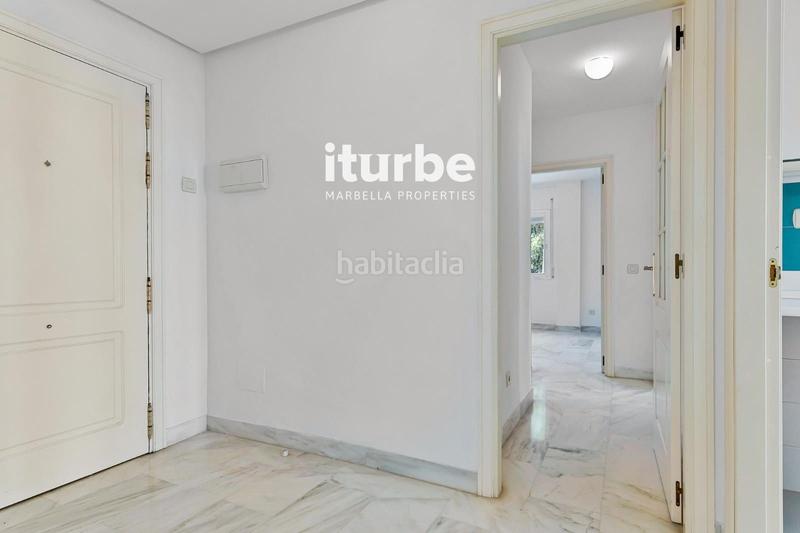 Foto d262ea9d-516b-4371-b4cb-c8044d4feaf0. Piso  en jacinto benavente en Huerta Belón - Calvario Marbella