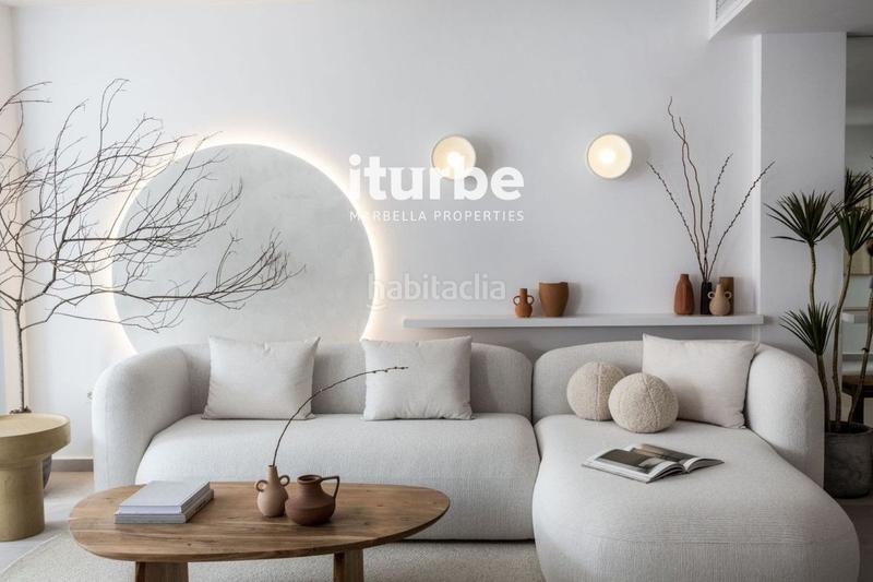 Foto 55540593-5969-4fe5-af37-cbb6adb23c42. Affitto casa a schiera con parcheggio piscina in bahía de Marbella Marbella