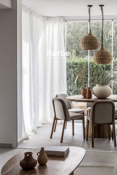 Foto 0be286da-8391-48ac-9ba8-c5876e36e1cf. Location maison jumelée avec parking piscine dans bahía de Marbella Marbella