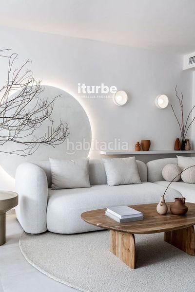Foto 63a4b438-d394-46cd-a275-572da8075ac4. Location maison jumelée avec parking piscine dans bahía de Marbella Marbella