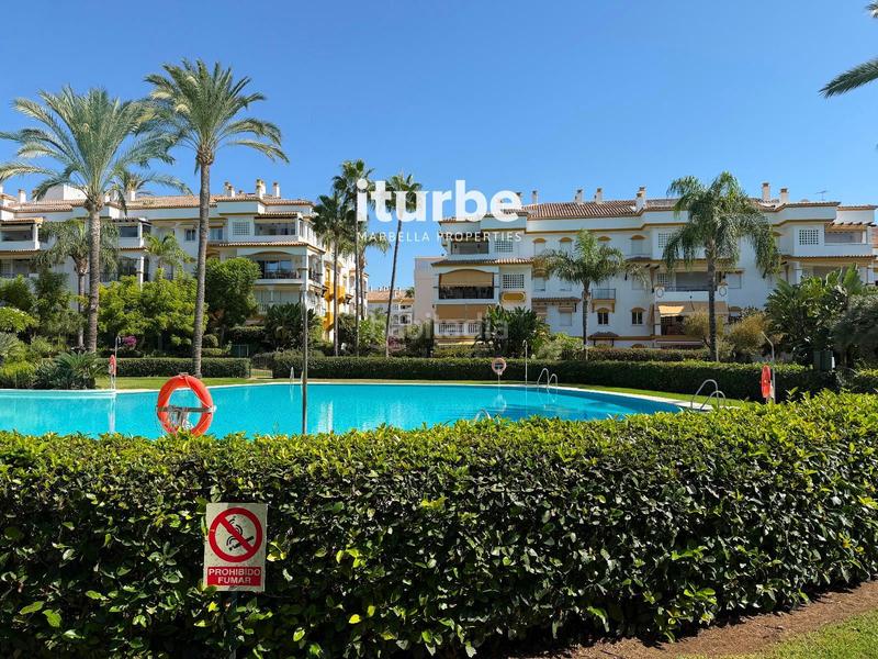 Foto 31544b96-42ac-4a2a-9379-ace60e3cce67. Rent flat in bulevar ashmawi in La Carolina - Guadalpín Marbella
