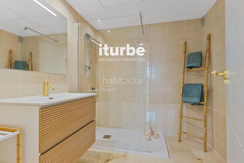 Foto 5e81b6d6-d429-4d7d-8ed3-ea09278b4b80. Affitto attico in azahar 4 in Nueva Andalucía centro Marbella