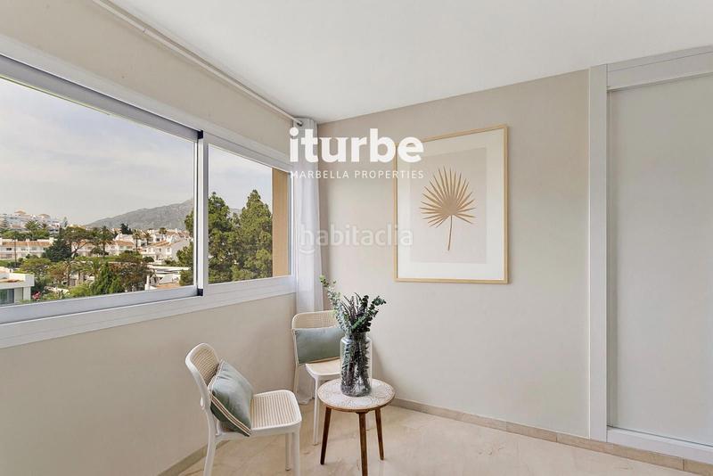 Foto 8daff236-d466-4145-adb5-d4aff60e050f. Rent penthouse in azahar 4 in Nueva Andalucía centro Marbella