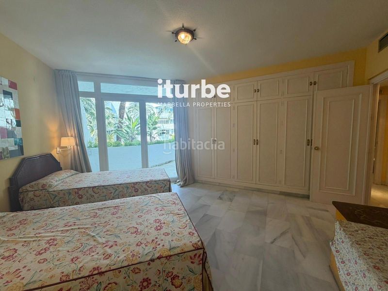 Foto a906b892-fb40-4532-a651-c7b71d08d6db. Lloguer pis amb aparcament piscina a La Carolina - Guadalpín Marbella