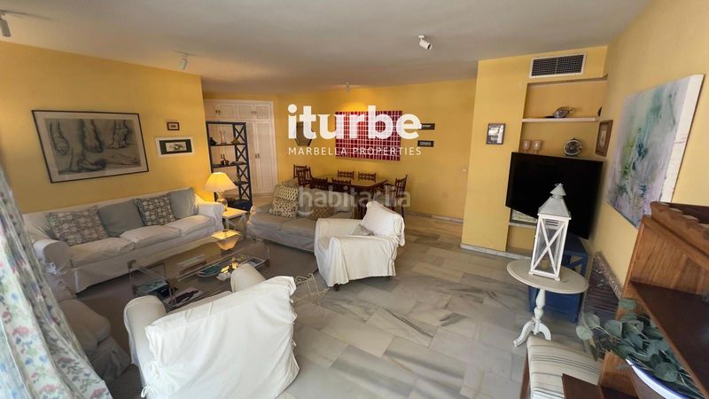 Foto cd98385b-3049-41d6-b534-1951ba7ecac5. Lloguer pis amb aparcament piscina a La Carolina - Guadalpín Marbella