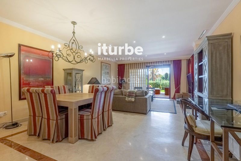 Foto 34ba6615-694c-4f3a-9bac-41eef10c3d59. Rent flat with pool in bahía de Marbella Marbella