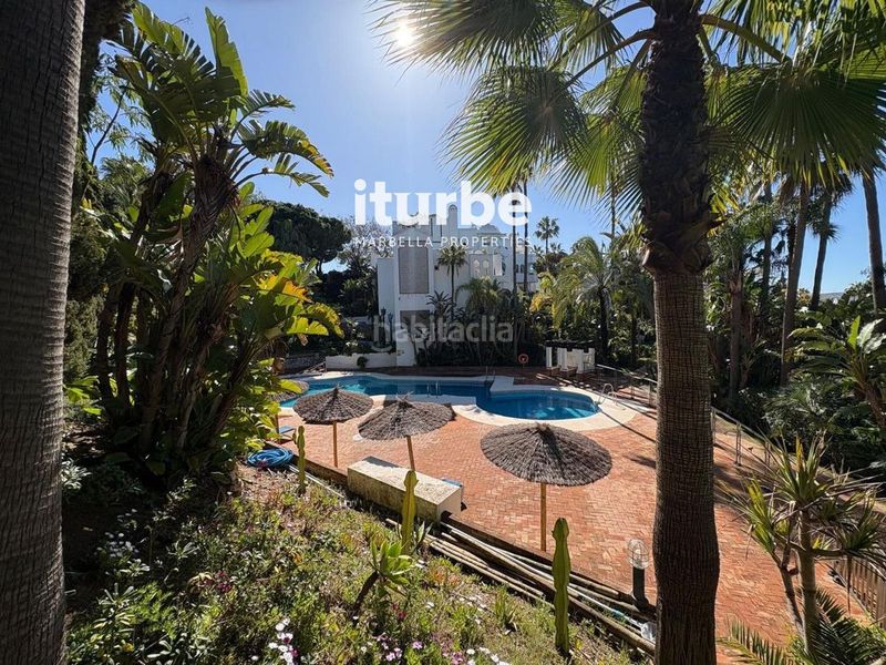 Foto 181483e7-f933-47c3-bed6-ec76059a33ef. Pis amb piscina a reserva de Marbella Marbella