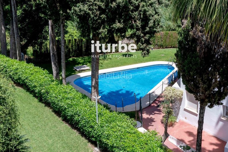 Foto 388f70a9-b5e5-4e75-be89-68c5db1a597b. Dúplex amb aparcament piscina a La Carolina - Guadalpín Marbella