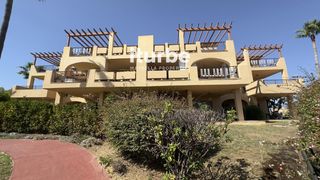 Rent Flat  Bloque 17 puerta g2. En marbella