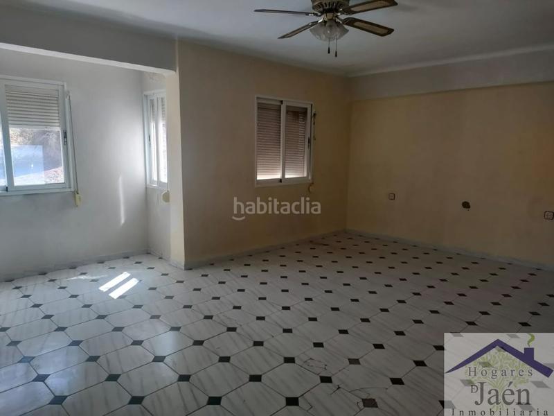 Foto 8e933239-ba0e-43f0-b701-14d156409552. Piso  en venta , 3 dormitorios. en Vilches