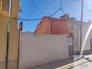 Terreny residencial  Acera de la trinidad. Solar en venta en baeza.