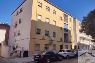 Pis  Obispo álvarez lara. Piso en venta en linares, 2 dormitorios.