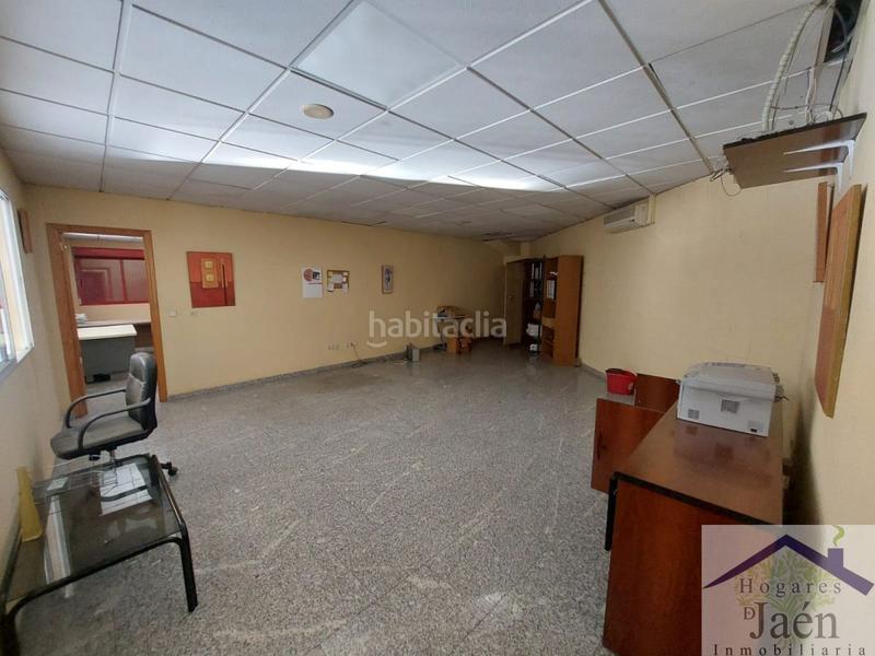 Foto 5d3f9915-005d-404b-ab99-e6d87684c38b. Miete fabrikhalle in Úbeda