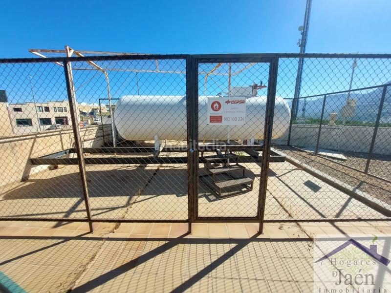 Foto b3db1b53-4598-495f-9a78-af59eb618ff9. Nave industrial  en venta . en Cazorla