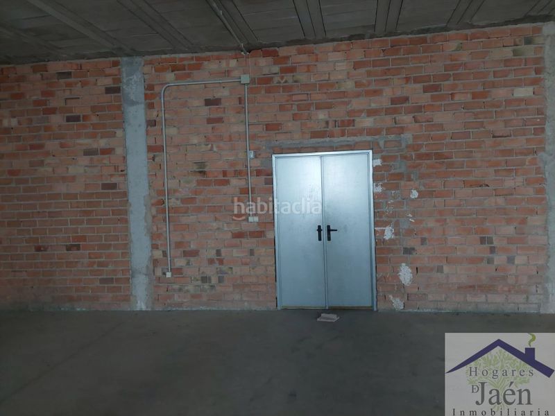 Foto ded3b8c1-6a08-464c-88ba-6d6303f908fb. Lloguer nau industrial a Cazorla