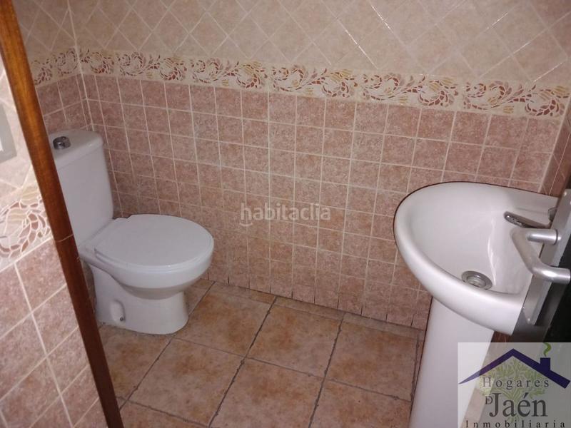 Foto 6e7d427a-8dc7-4e7f-b6ff-56d675e0431f. Local comercial a Peñamefecit - Avda Barcelona Jaén