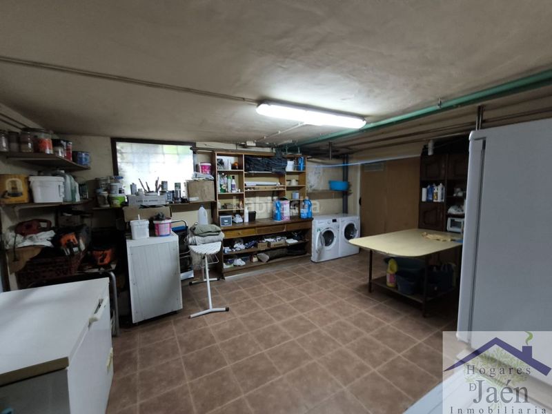 Foto 094fd9c5-83e6-4eb7-99c4-68d9888b6110. Edifici a Benatae