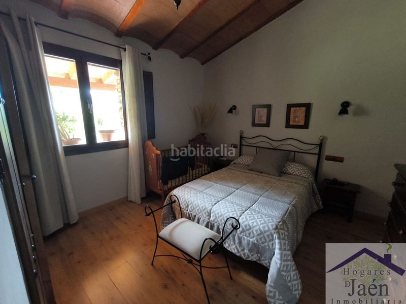 Foto 2decb234-1186-4ac8-ae42-35c36840e5ab. Edifici a Benatae