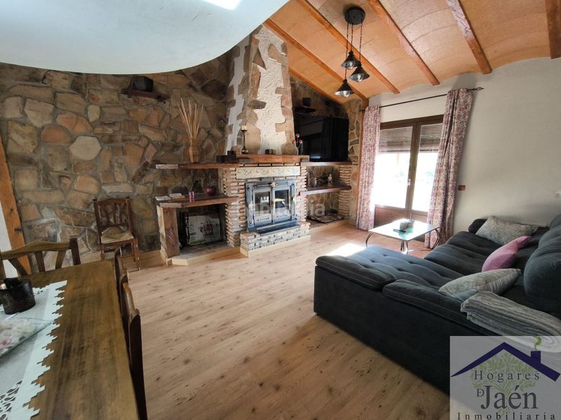 Foto 320944c4-94d0-4137-8bf2-9dae4eec485f. Edifici a Benatae