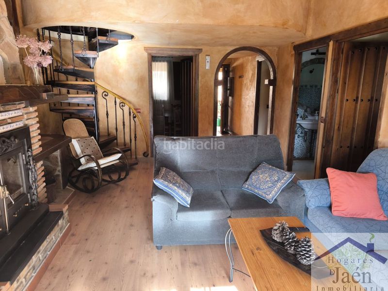 Foto 82f155bf-46a7-4e1e-83df-9eec80825d04. Edifici a Benatae