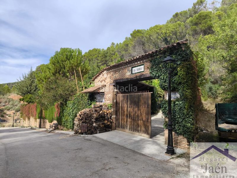 Foto 97e6a3ad-fbce-4087-a278-7d65eccb8cdb. Edifici a Benatae