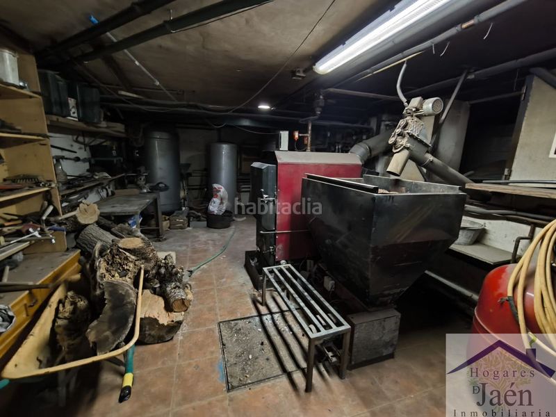 Foto dd63caf2-56fa-4d98-a76e-71e18cc79d85. Edifici a Benatae