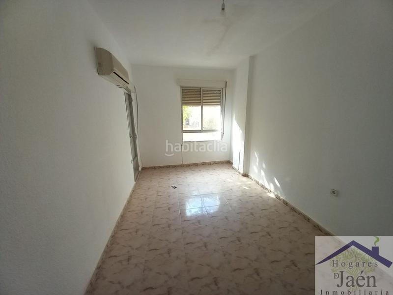 Foto 618e379a-576e-4793-a3eb-ed08a74c8340. Appartamento in Linarejos Linares