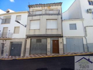 Maison  Calzada. Casa en venta en castillo de locubin, 3 dormitorios.