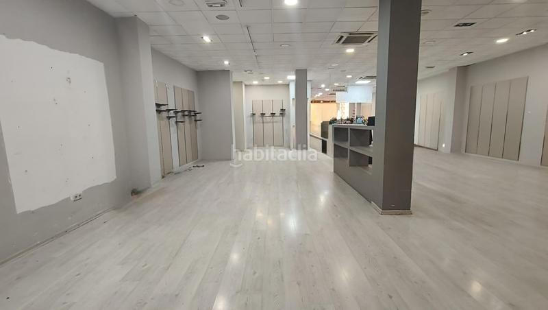 Foto fb2323e2-e578-49db-9452-c75dd7947b5c. Affitto locale commerciale in Centro ciudad Linares