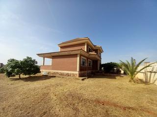 Chalet en San Roque - La Cruz - La Rozuela. Chalet en venta en linares, 5 dormitorios.