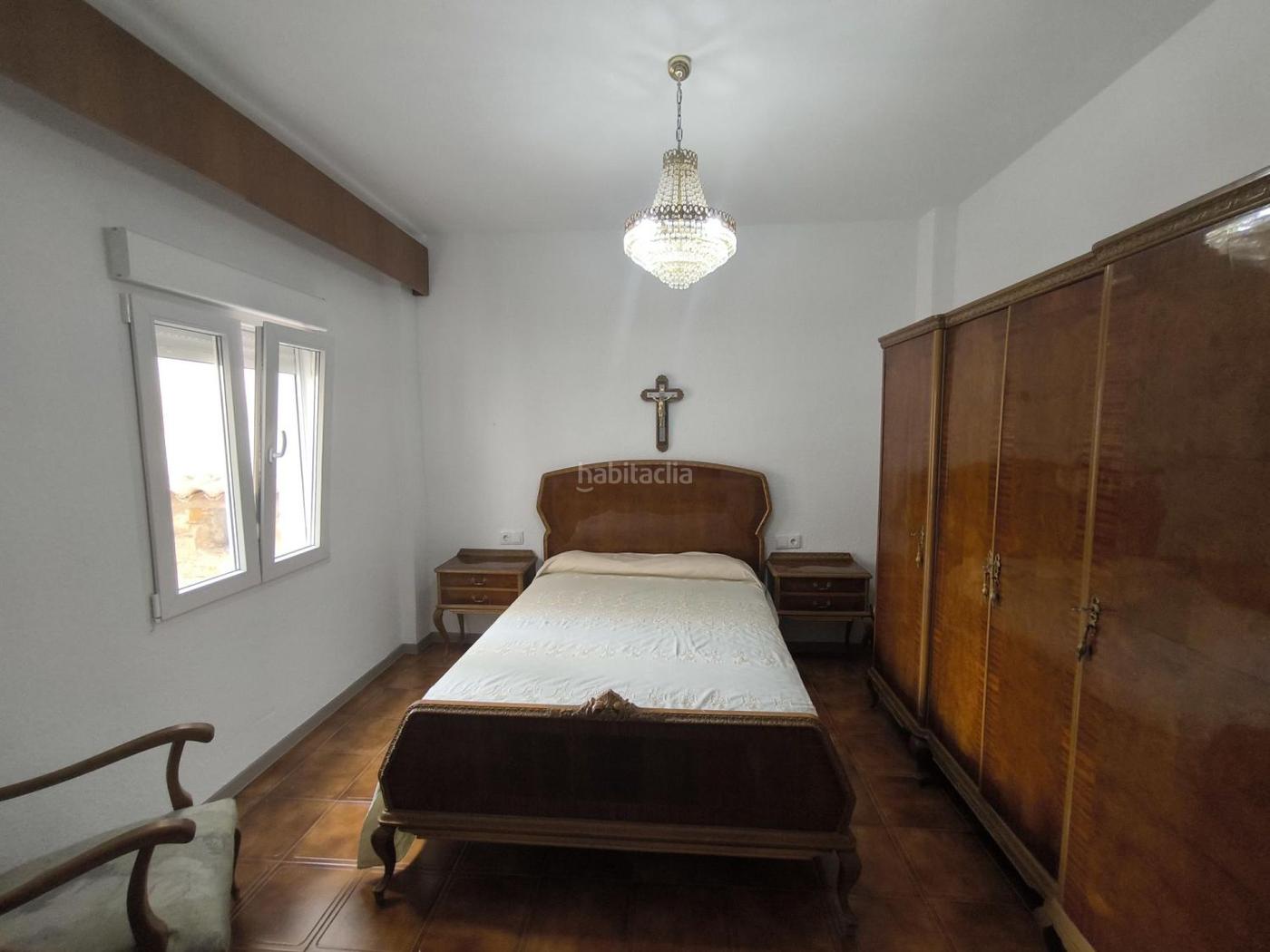 Piso en venta en Ubeda, 4 dormitorios. beda